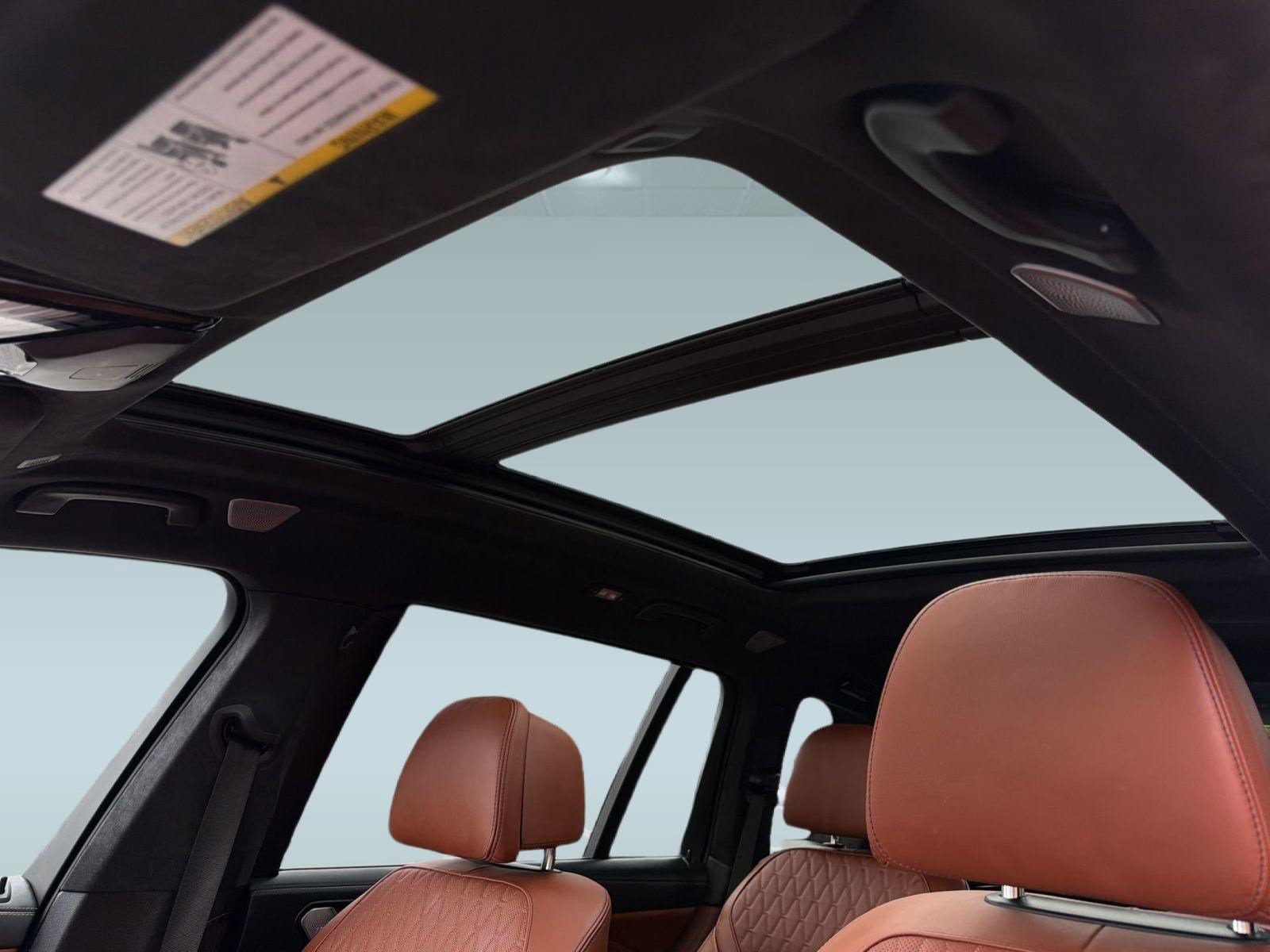 Certified 2024 BMW ALPINA XB7 AWD/4WD image 15