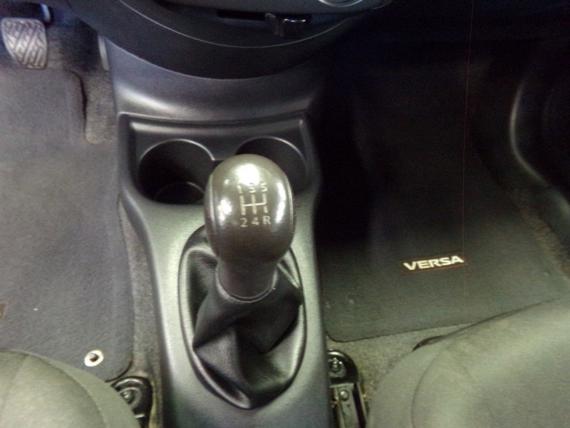Used 2016 Nissan Versa S image 44