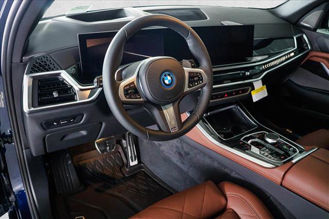 New 2026 BMW X5 xDrive50e image 10