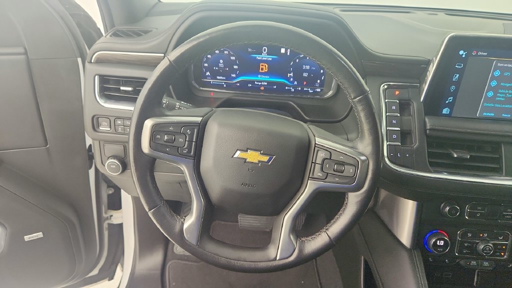 Certified 2022 Chevrolet Suburban LT w/ Luxury Package RWD image 17