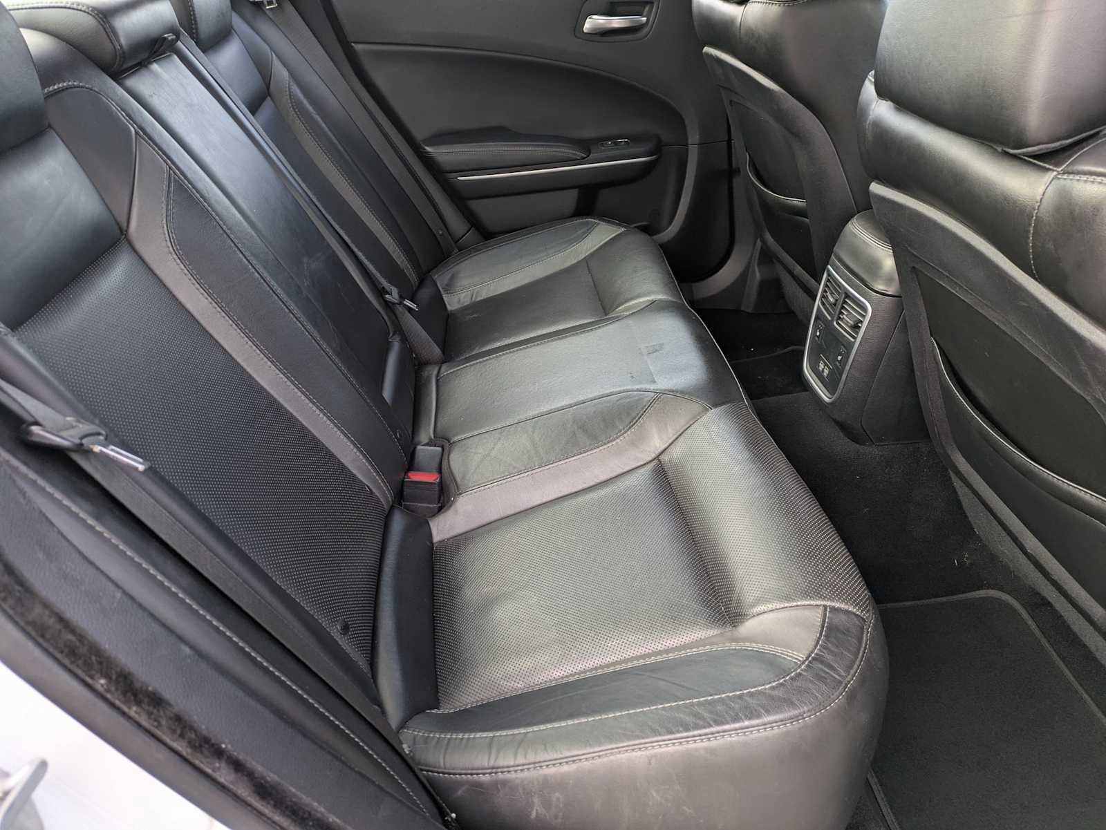 Used 2020 Dodge Charger SXT w/ Leather Interior Group image 20