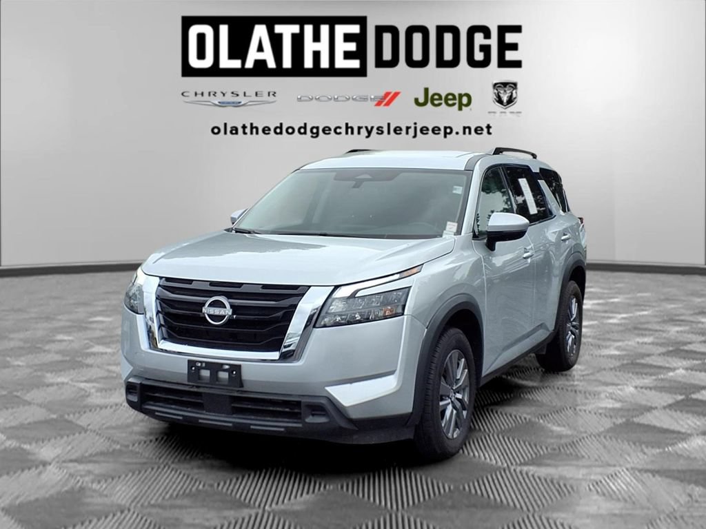 Used 2025 Nissan Pathfinder SV