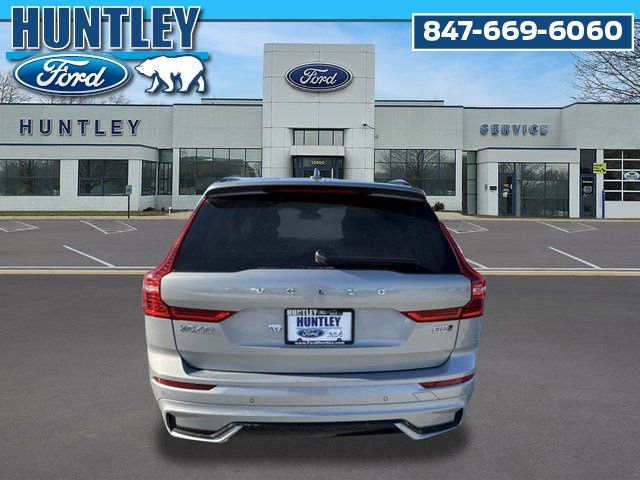 Used 2025 Volvo XC60 B5 Core image 5