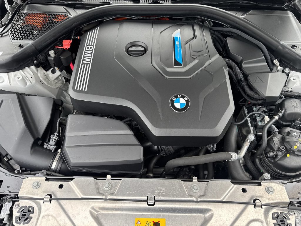 Used 2024 BMW 330e xDrive AWD/4WD image 23
