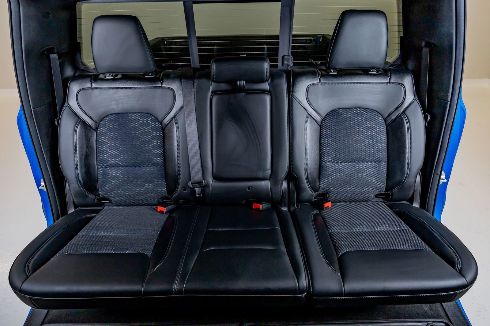 Used 2023 RAM 1500 Big Horn AWD/4WD image 35