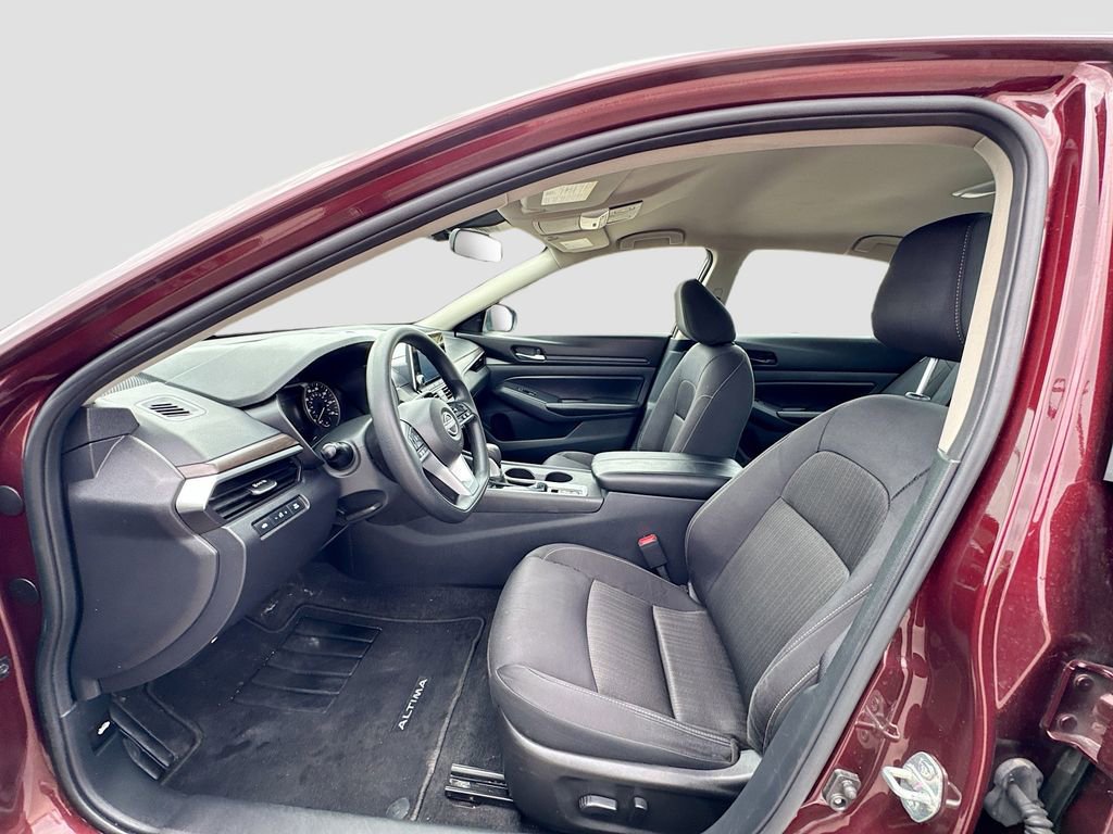 Used 2025 Nissan Altima 2.5 SV AWD/4WD image 20