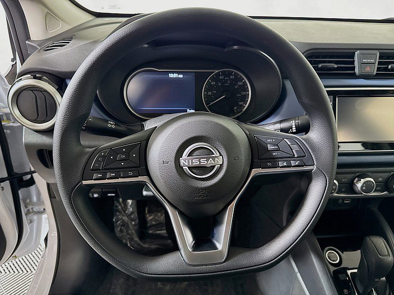 New 2025 Nissan Versa SV w/ Trunk Package FWD image 12