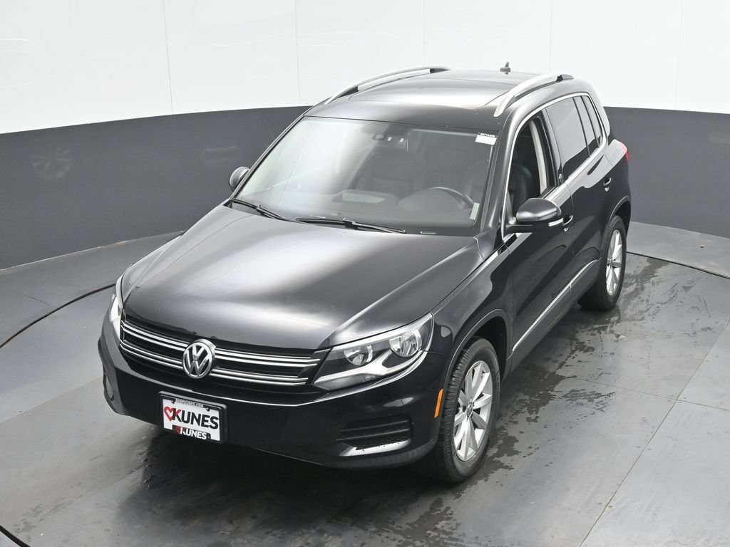 Used 2017 Volkswagen Tiguan Wolfsburg Edition FWD image 35