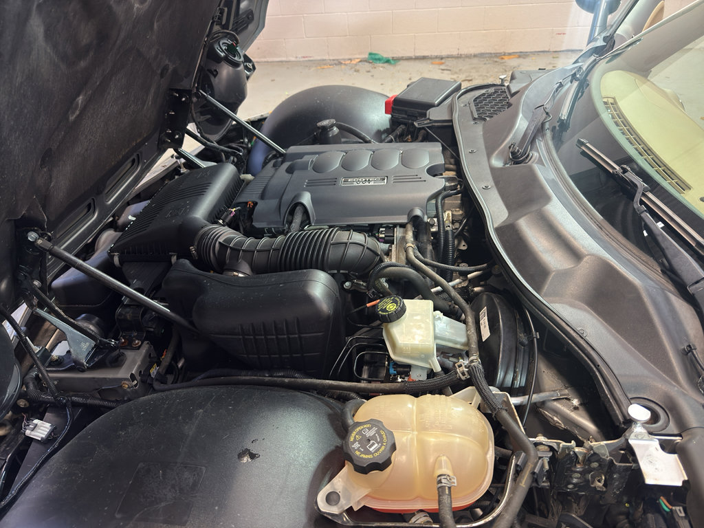 Used 2006 Pontiac Solstice Convertible w/ Premium Package RWD image 23