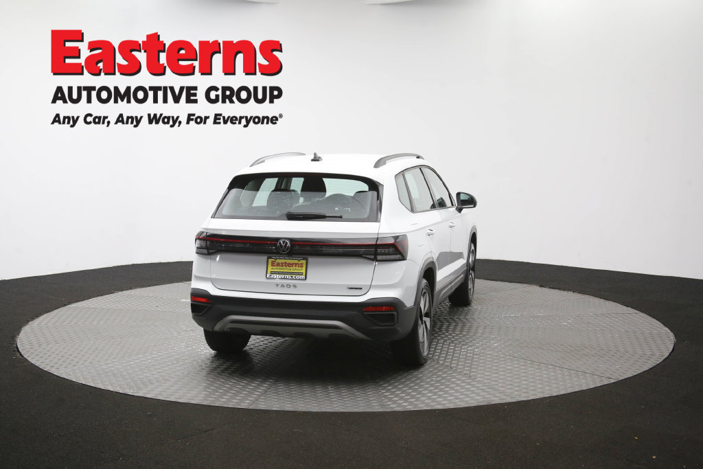 Used 2025 Volkswagen Taos S AWD/4WD image 38