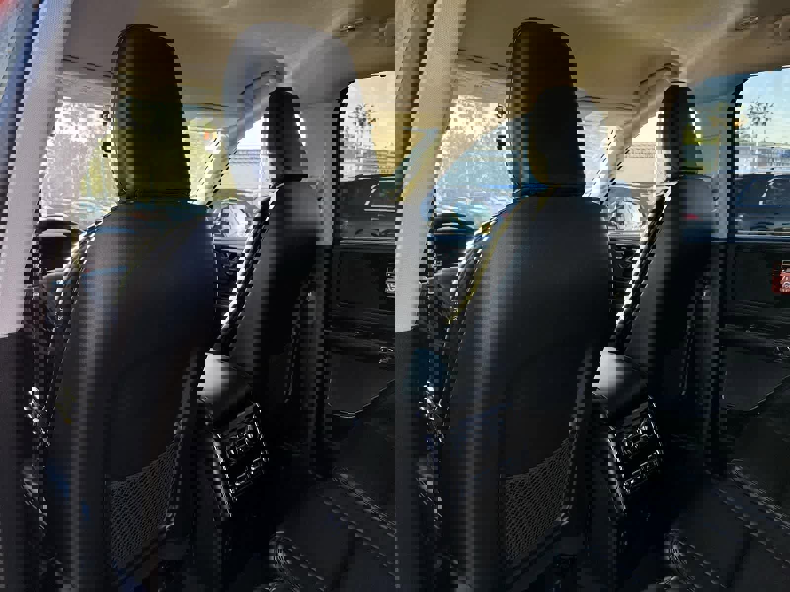 Used 2023 Lincoln Aviator 2WD image 17