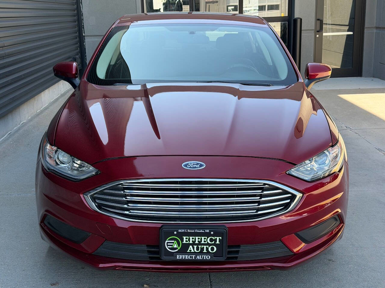 Used 2018 Ford Fusion SE FWD image 4