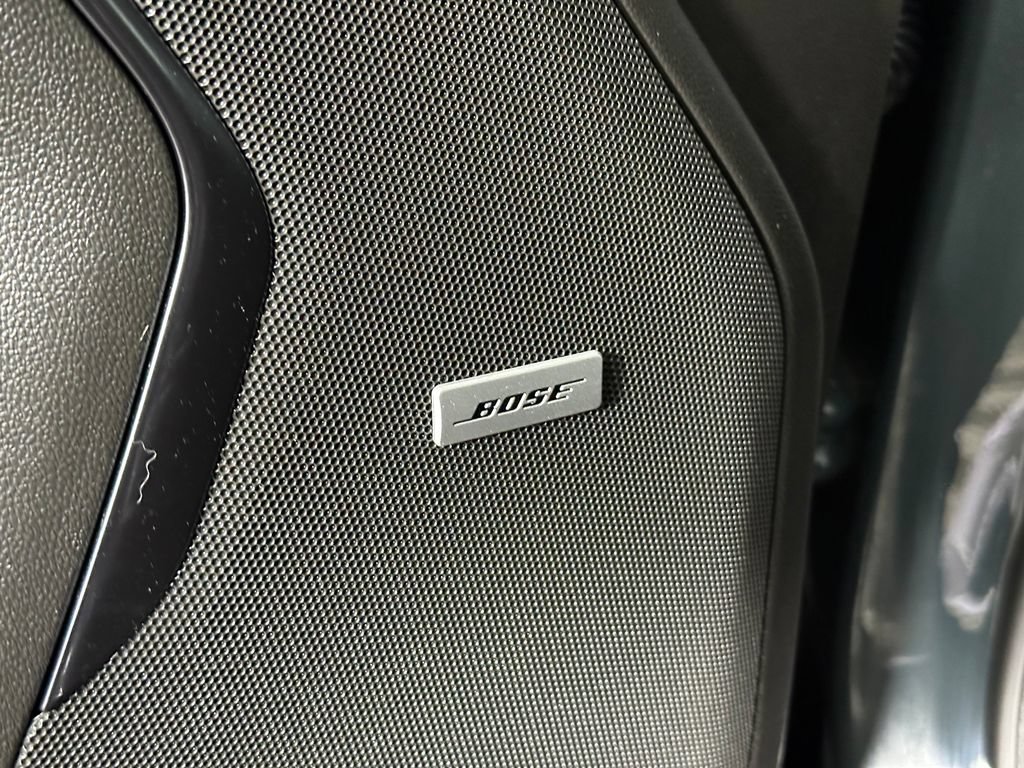 Used 2026 GMC Yukon AT4 w/ LPO, Floor Liner Package AWD/4WD image 28