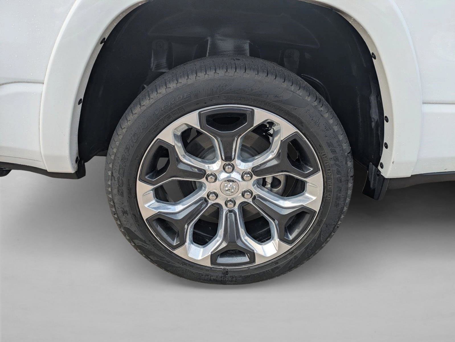 Used 2024 RAM 1500 Limited AWD/4WD image 8