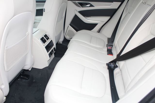 New 2026 Jaguar F-PACE R-Dynamic S image 5