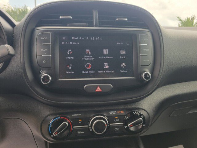 Used 2023 Kia Soul LX w/ LX Technology Package FWD image 15