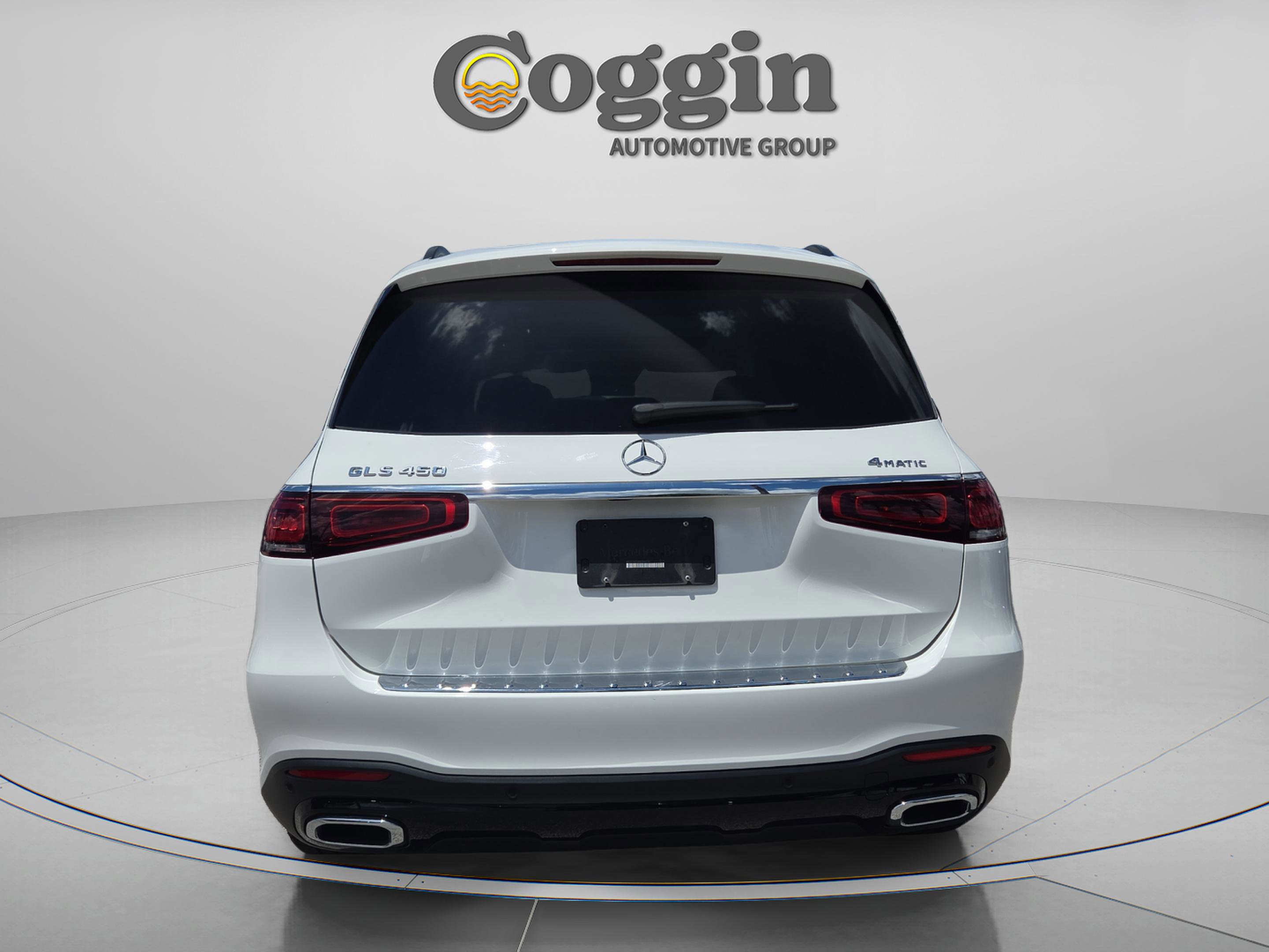 Used 2023 Mercedes-Benz GLS 450 4MATIC image 4