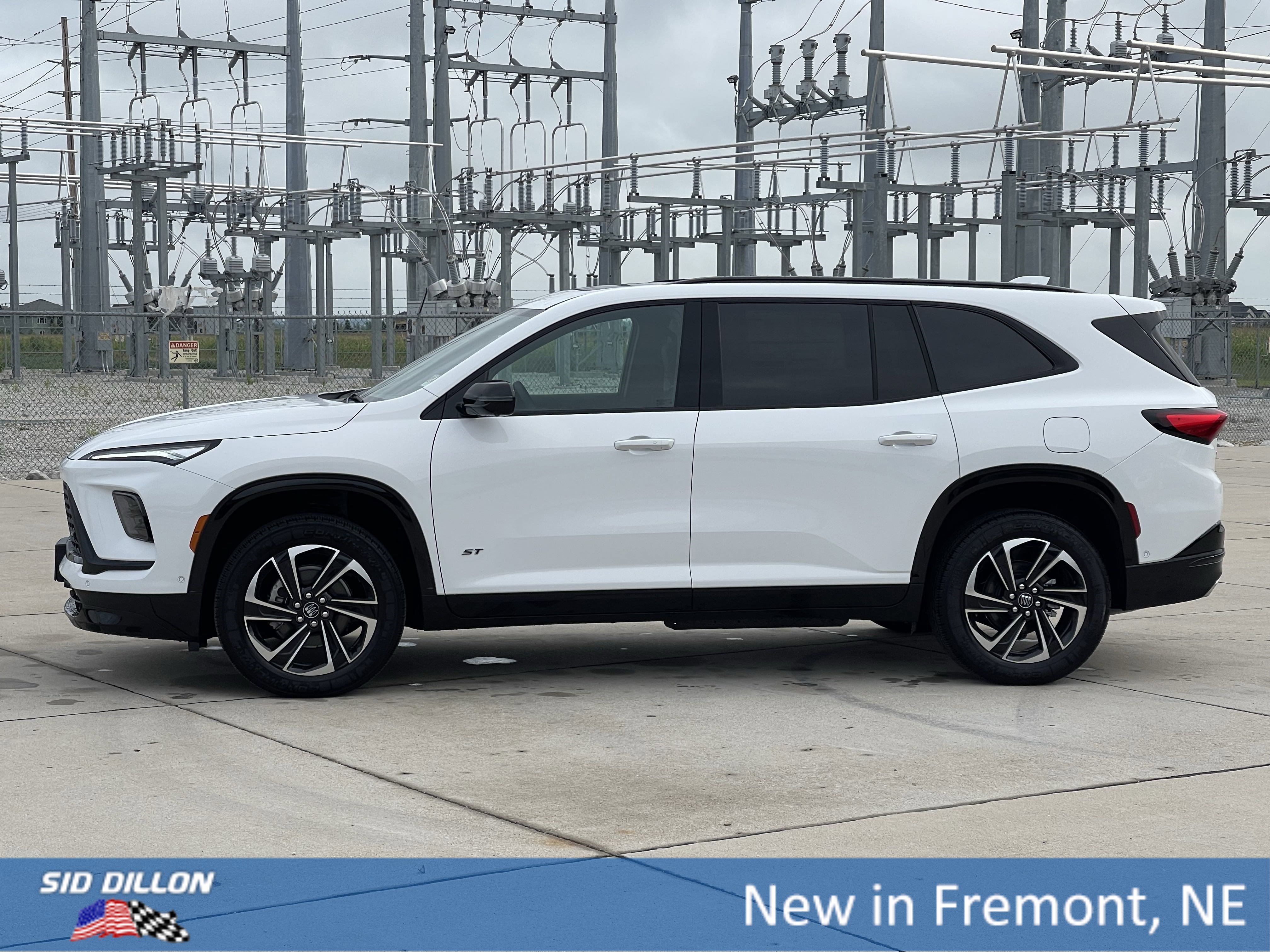 New 2026 Buick Enclave Sport Touring w/ Super Cruise Package AWD/4WD image 22