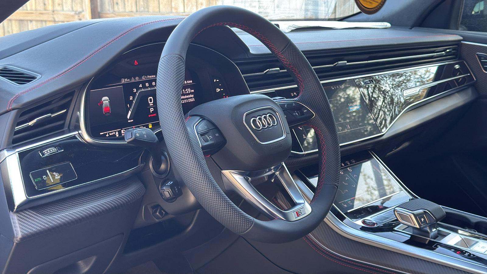 New 2026 Audi SQ8 Prestige image 10