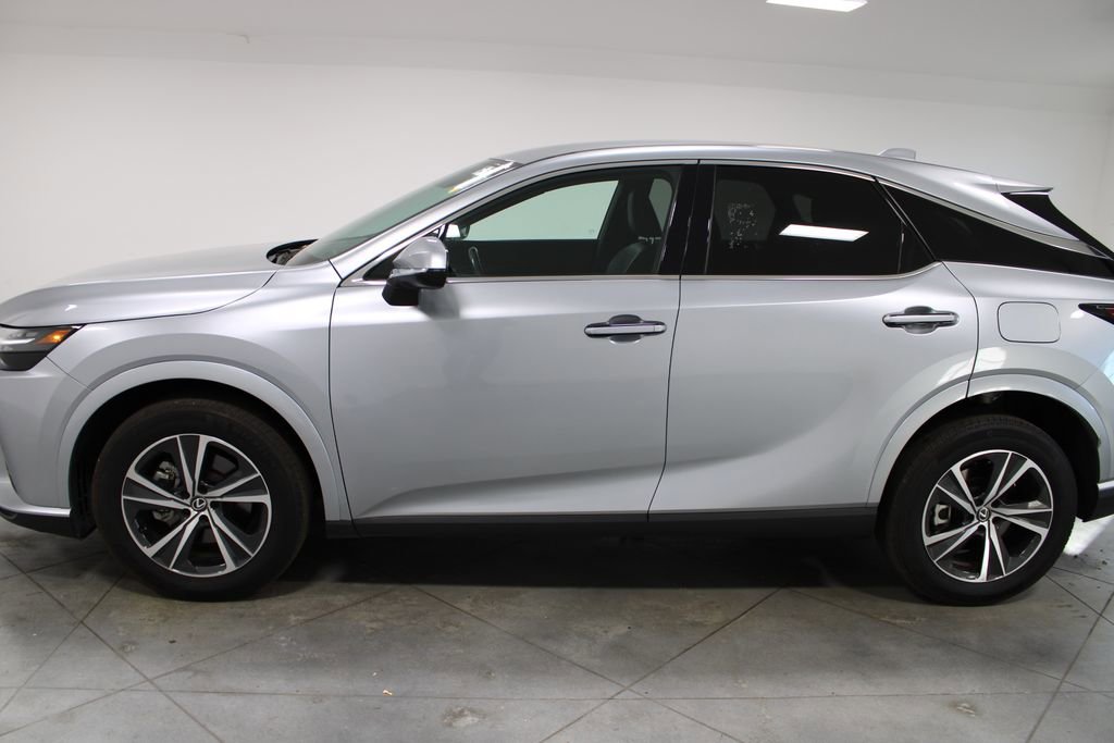 Used 2024 Lexus RX 350 FWD w/ Technology Package image 6