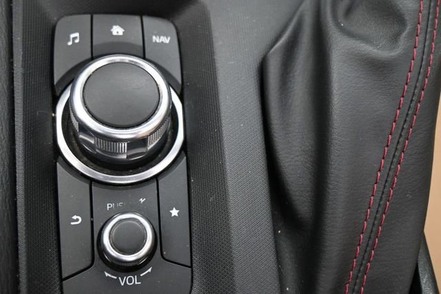 Used 2019 MAZDA MX-5 Miata RF Grand Touring RWD image 16
