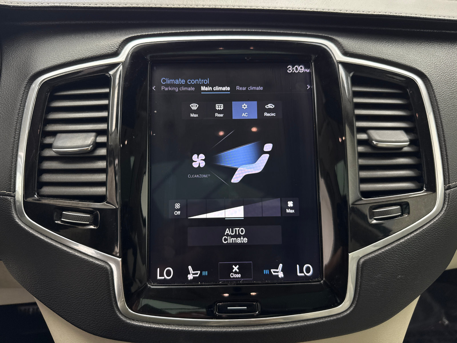 Used 2018 Volvo XC90 T6 Inscription w/ Luxury Package AWD/4WD image 27