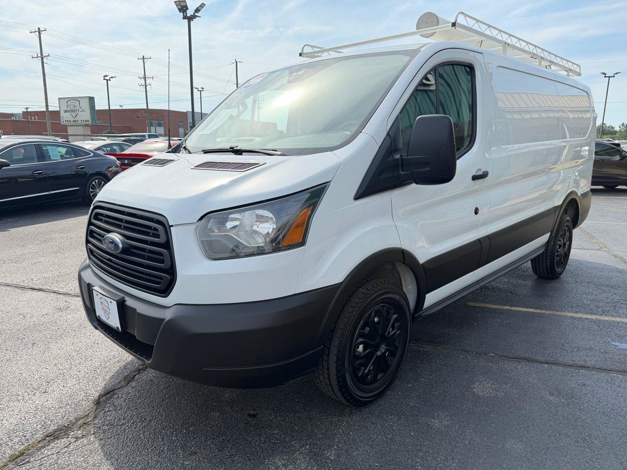 Used 2019 Ford Transit 250 130 Low Roof RWD image 7
