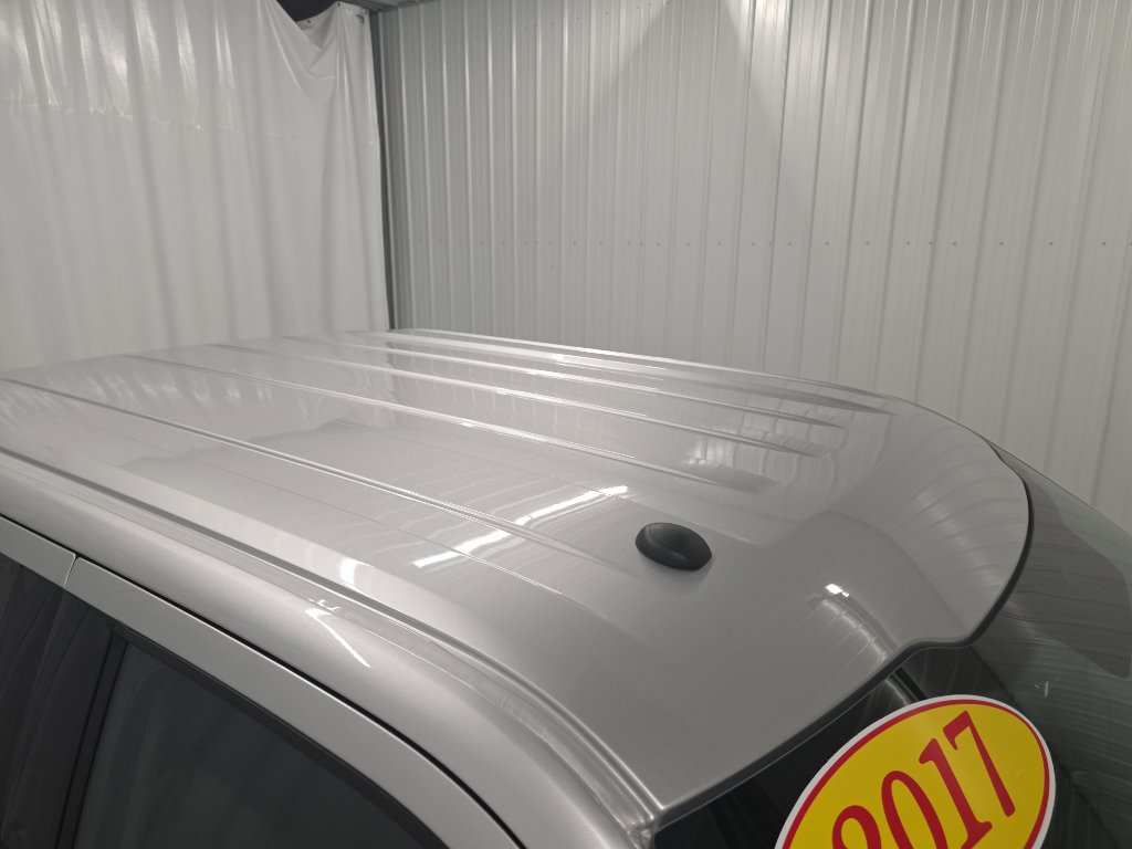 Used 2017 Ford F150 XLT w/ Equipment Group 302A Luxury image 7