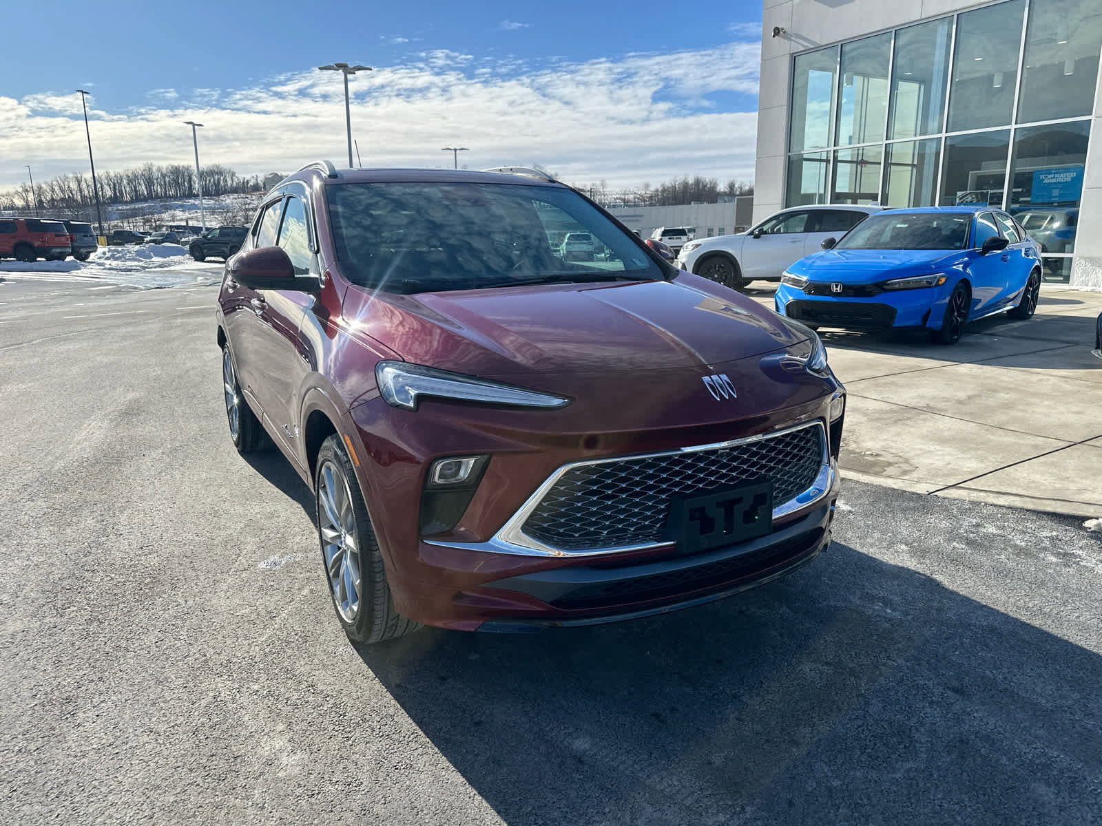 Used 2025 Buick Encore GX Avenir w/ Avenir Technology Package image 2