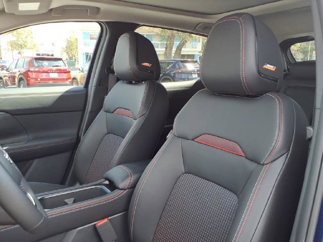 New 2026 Nissan Kicks SR w/ SR Premium Package FWD image 4