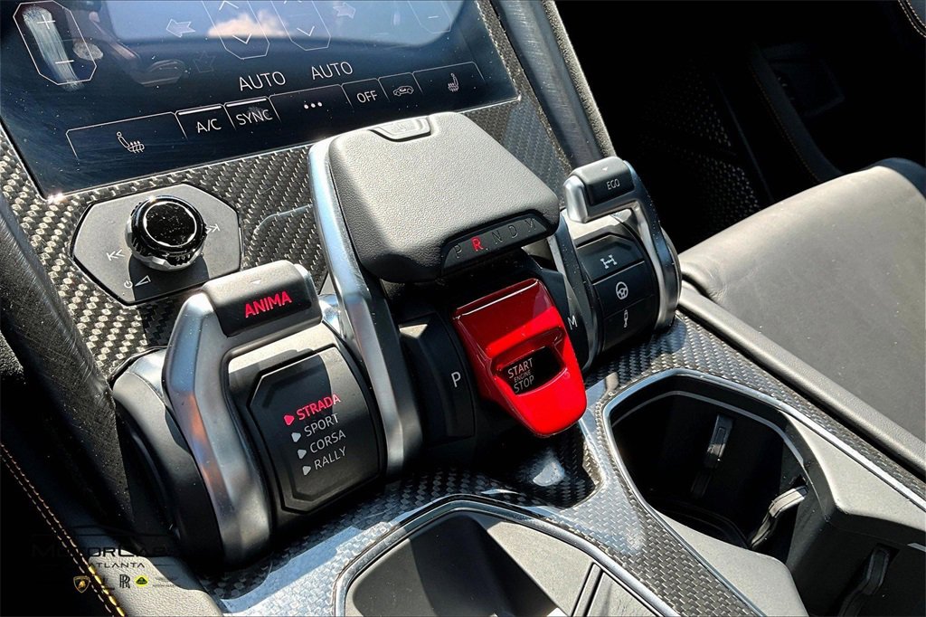 Used 2024 Lamborghini Urus Performante image 29