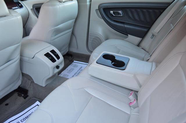 Used 2011 Ford Taurus SEL w/ 201A Rapid Spec Order Code image 26