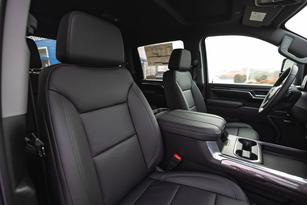 New 2026 Chevrolet Silverado 3500 LTZ w/ LTZ Convenience Package image 44