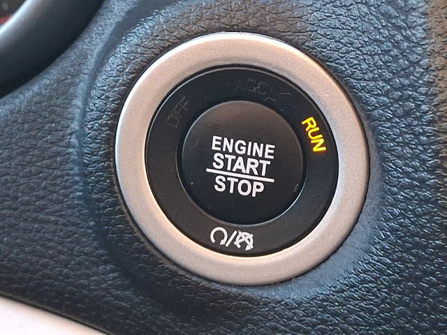 Used 2018 Dodge Journey SE FWD image 25