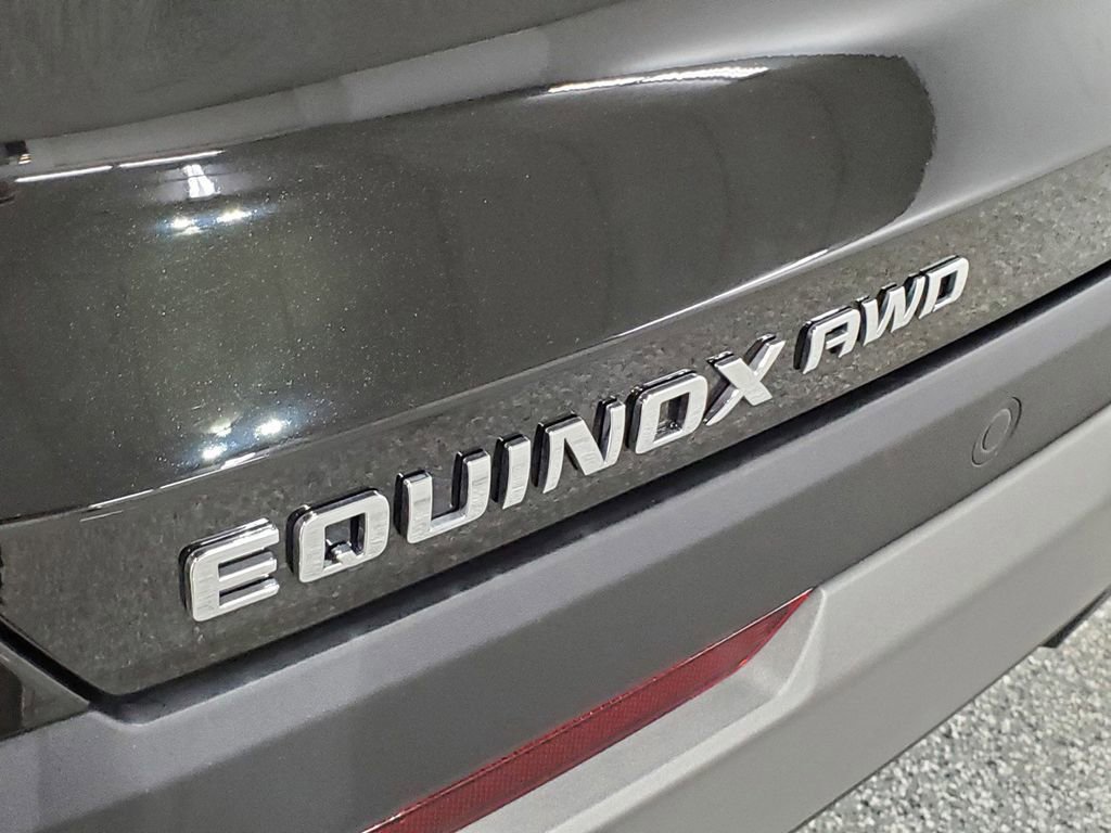 Used 2026 Chevrolet Equinox LT AWD/4WD image 25