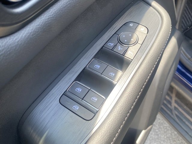 New 2025 Nissan Armada SL image 13