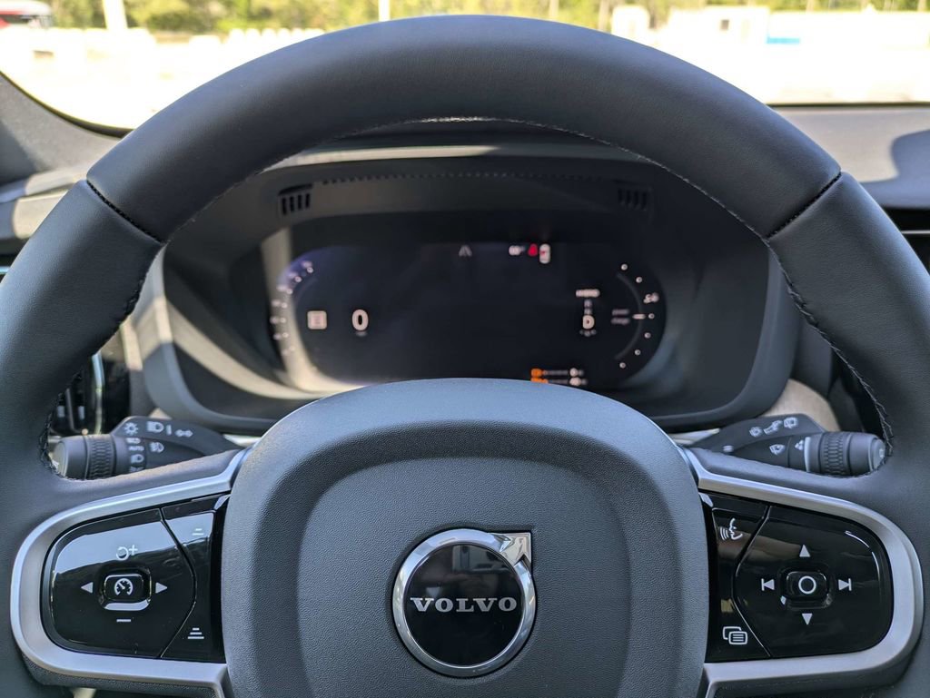 New 2026 Volvo XC60 T8 Core w/ Protection Package Premier image 39