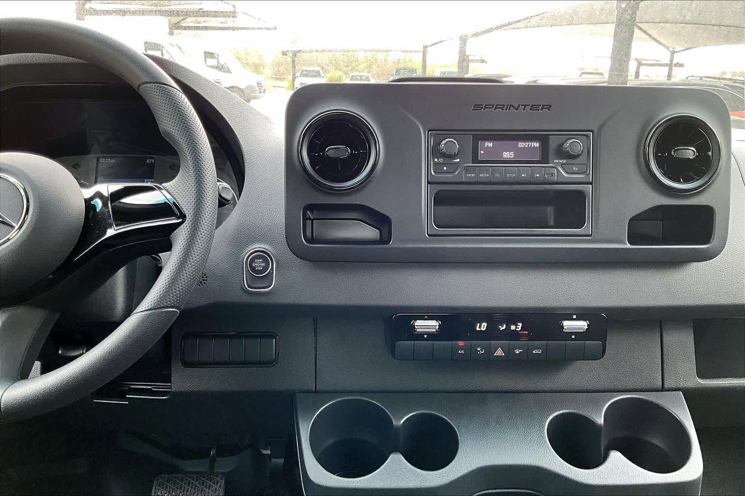 New 2025 Mercedes-Benz Sprinter 2500 image 9
