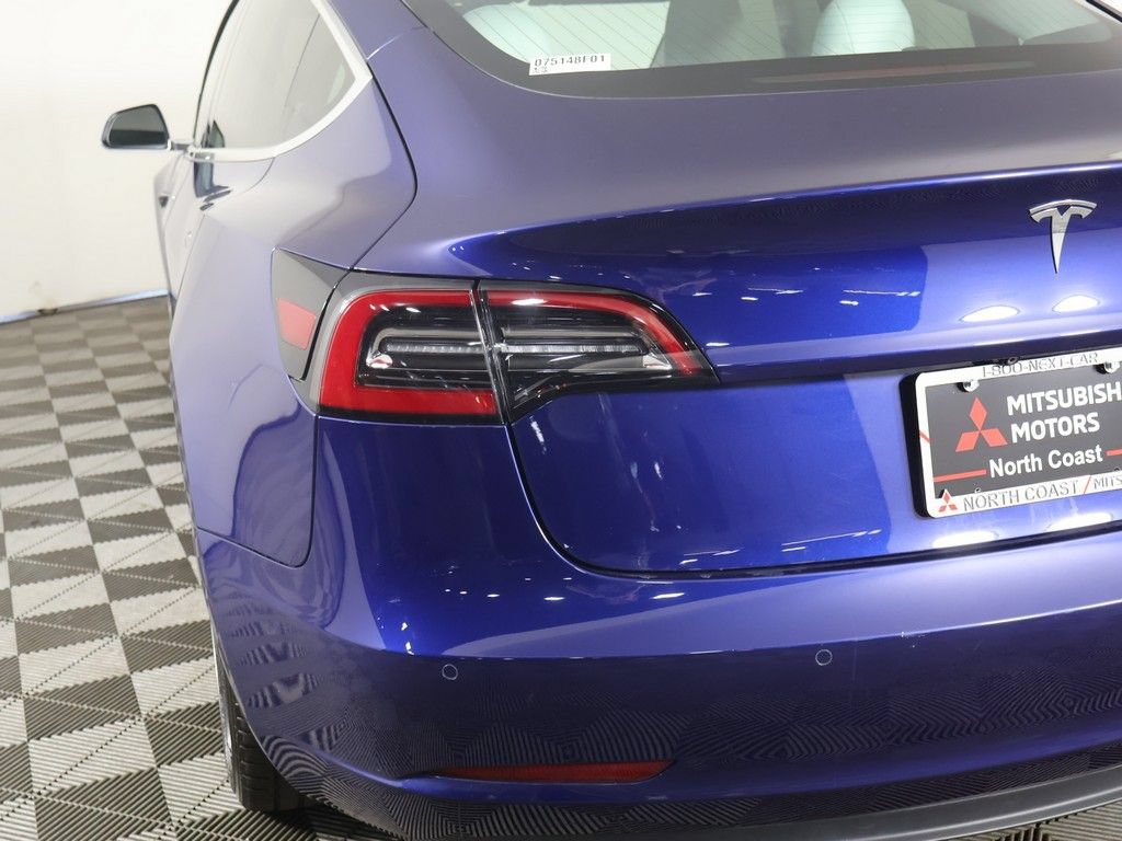 Used 2018 Tesla Model 3 Long Range AWD/4WD image 11