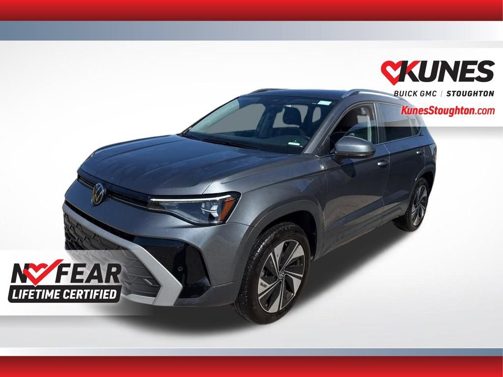 Used 2025 Volkswagen Taos SE AWD/4WD image 5