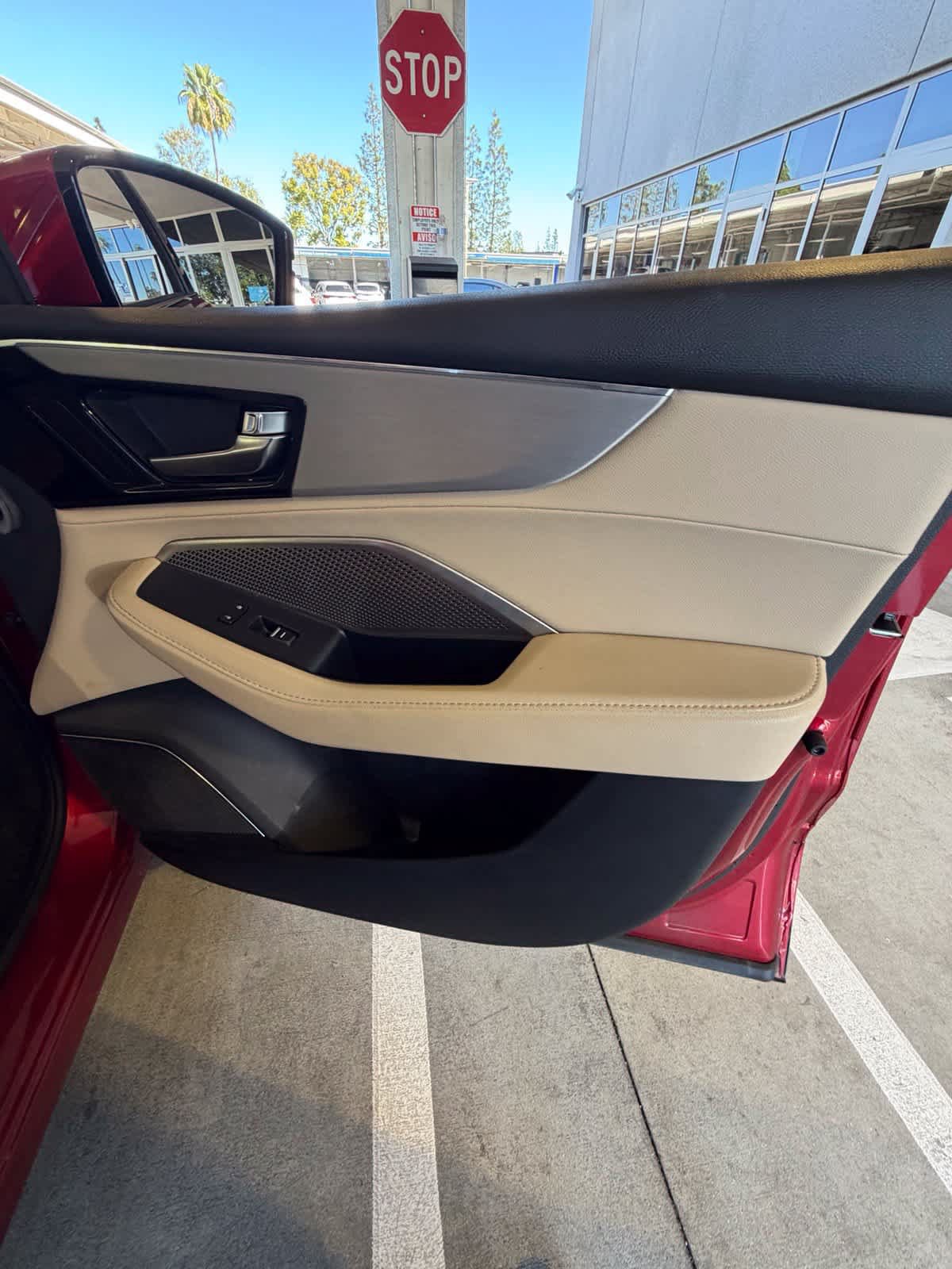 Used 2024 Acura MDX FWD image 15