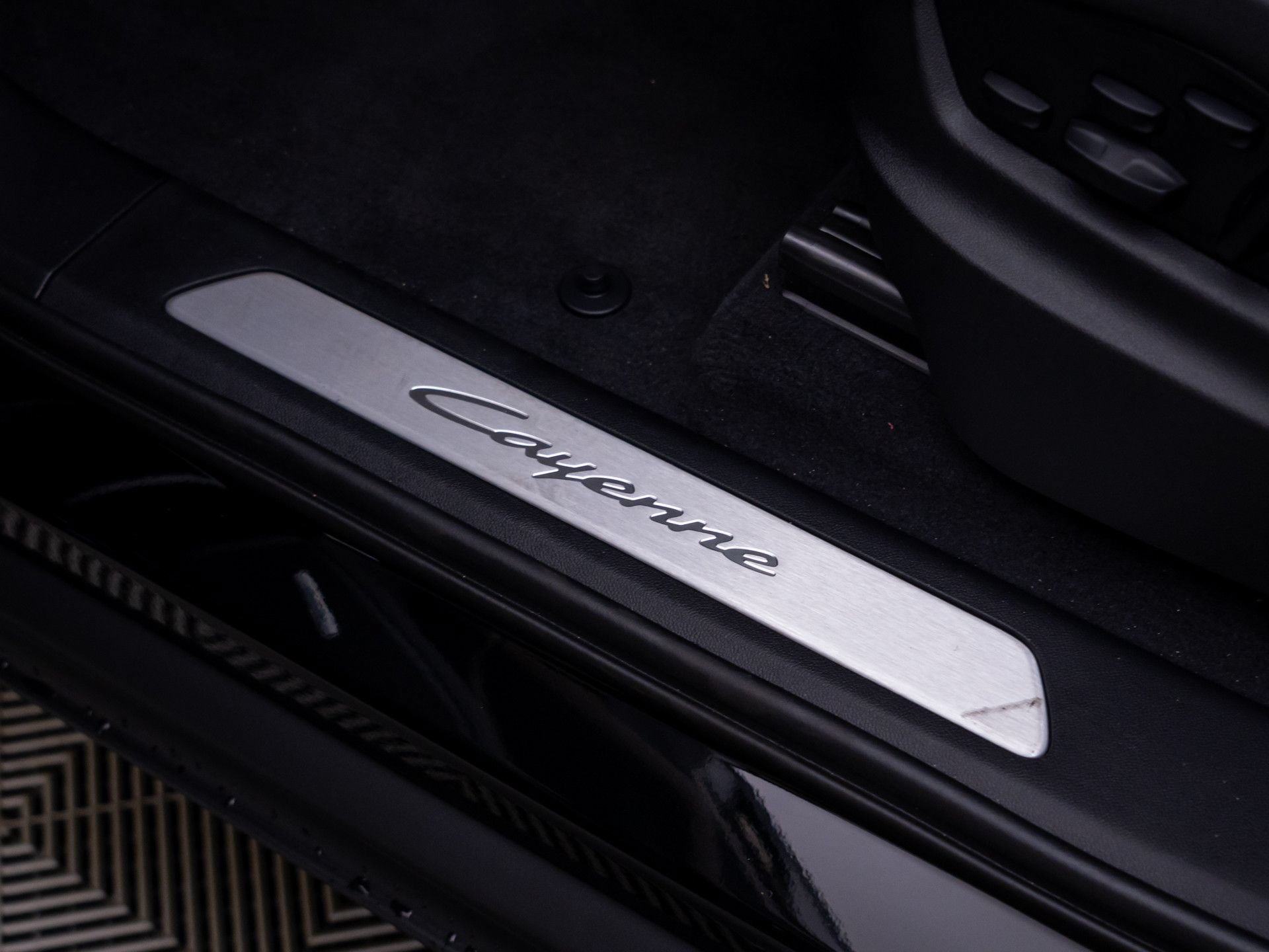New 2026 Porsche Cayenne AWD/4WD image 16