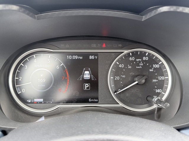 New 2025 Nissan Versa SV w/ Trunk Package image 12