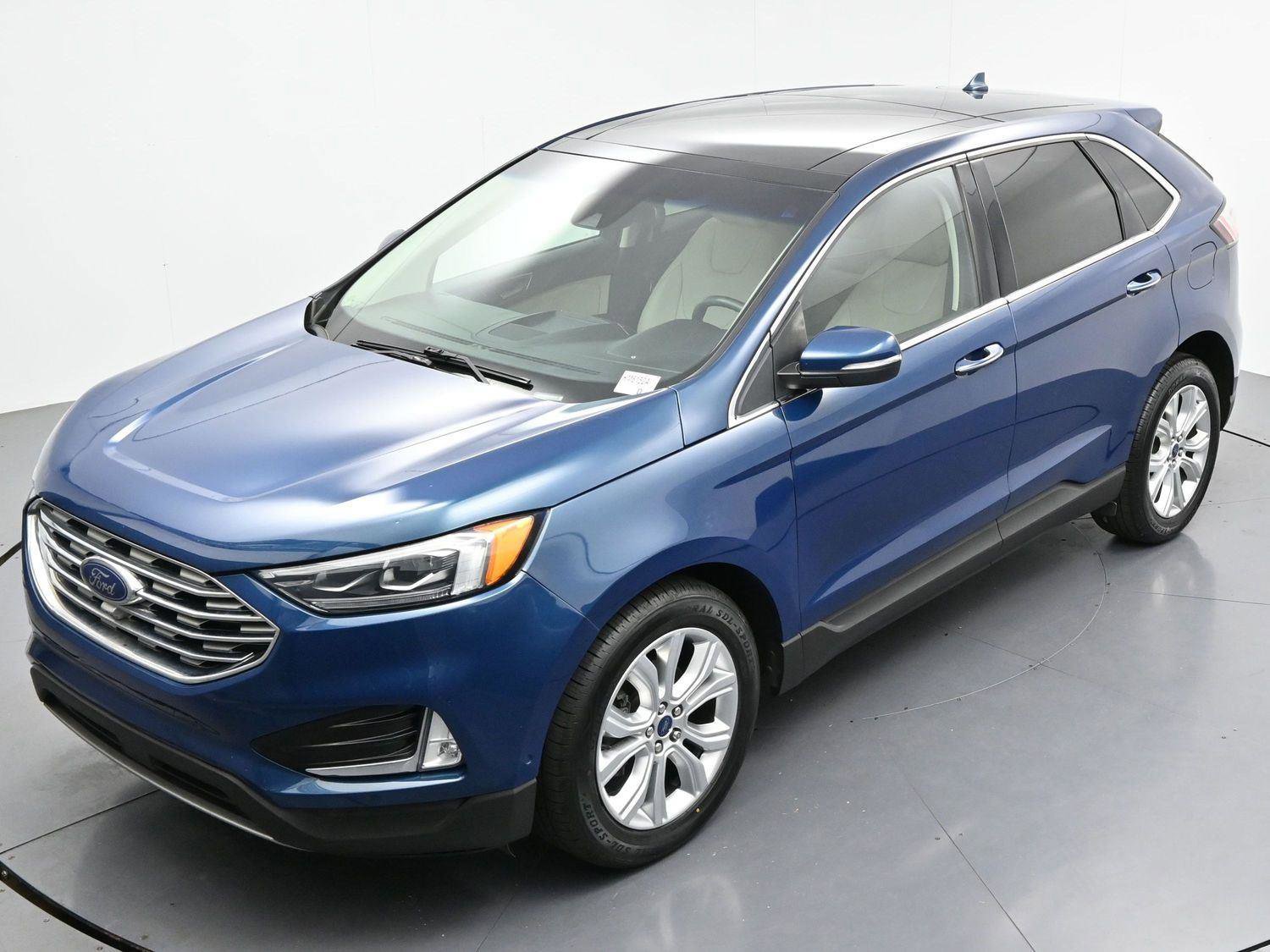Used 2020 Ford Edge Titanium w/ Equipment Group 301A FWD image 45