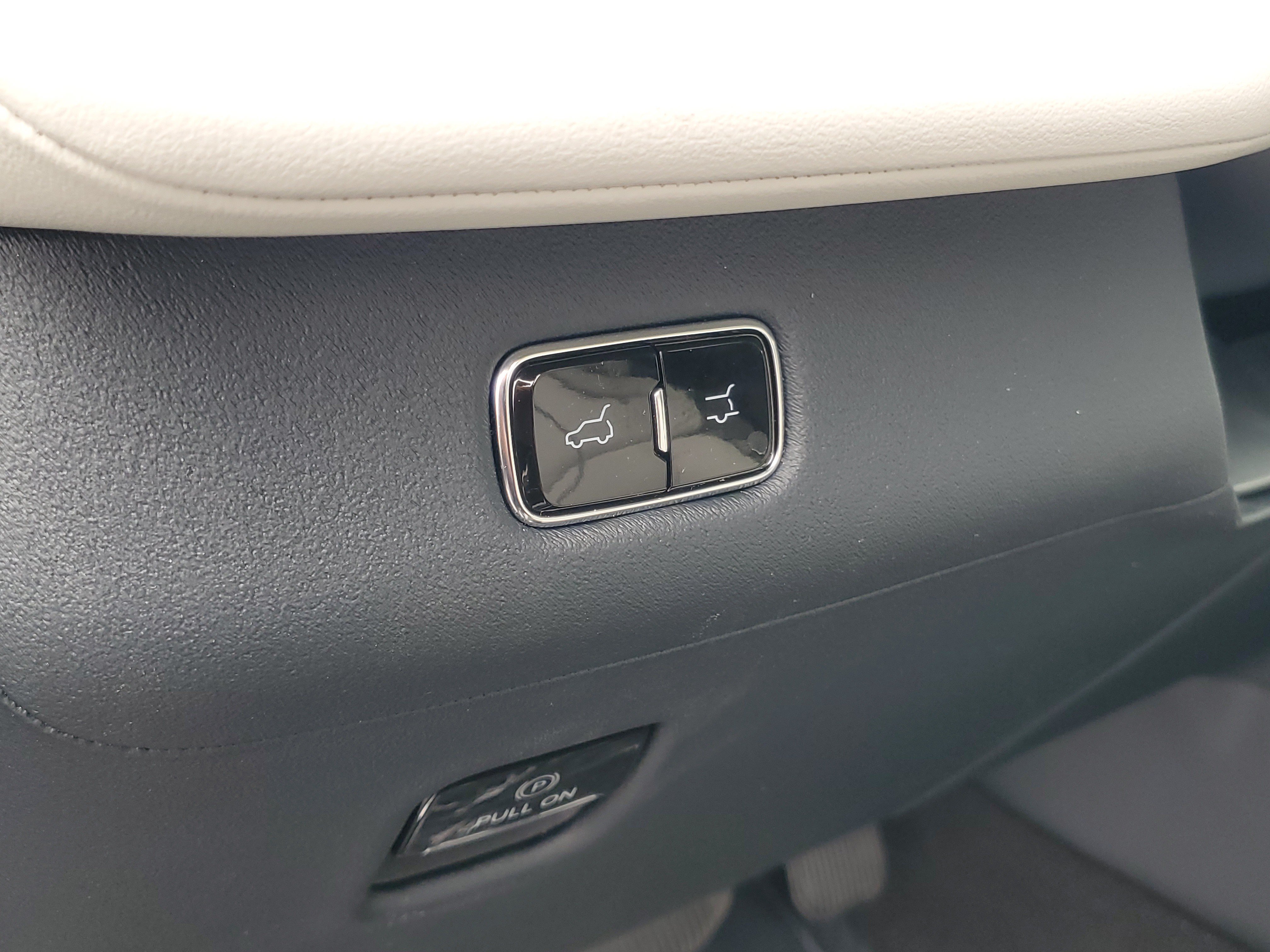 New 2026 Lincoln Navigator Reserve AWD/4WD image 15
