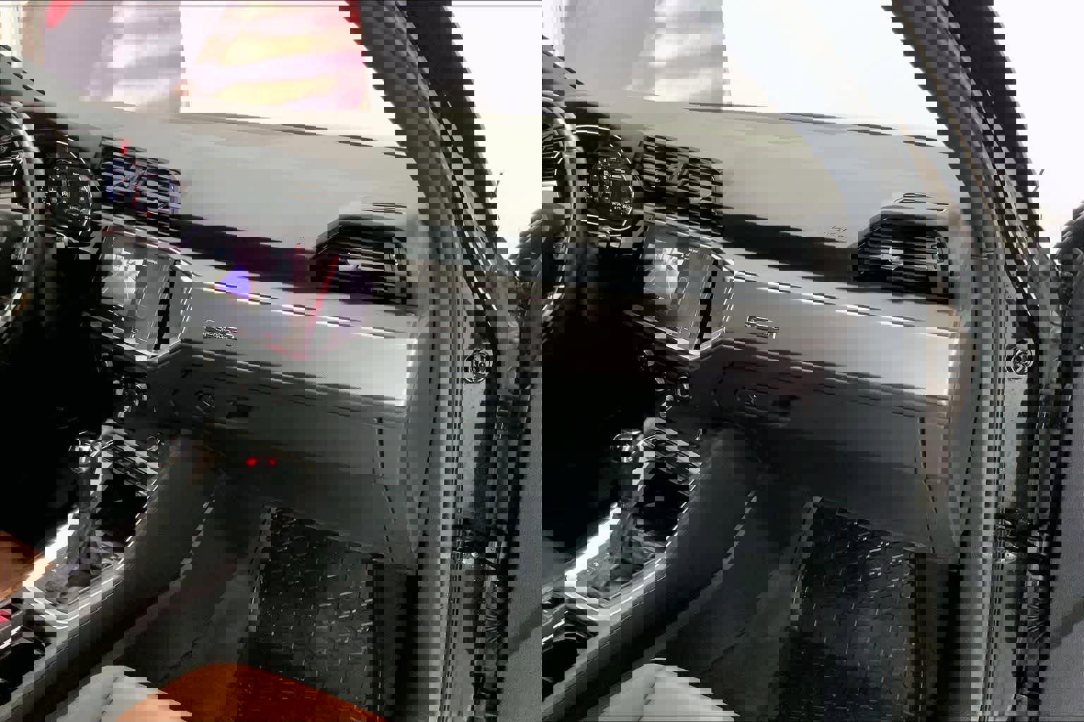 Certified 2020 Audi Q3 2.0T Premium Plus w/ Premium Plus Package AWD/4WD image 20