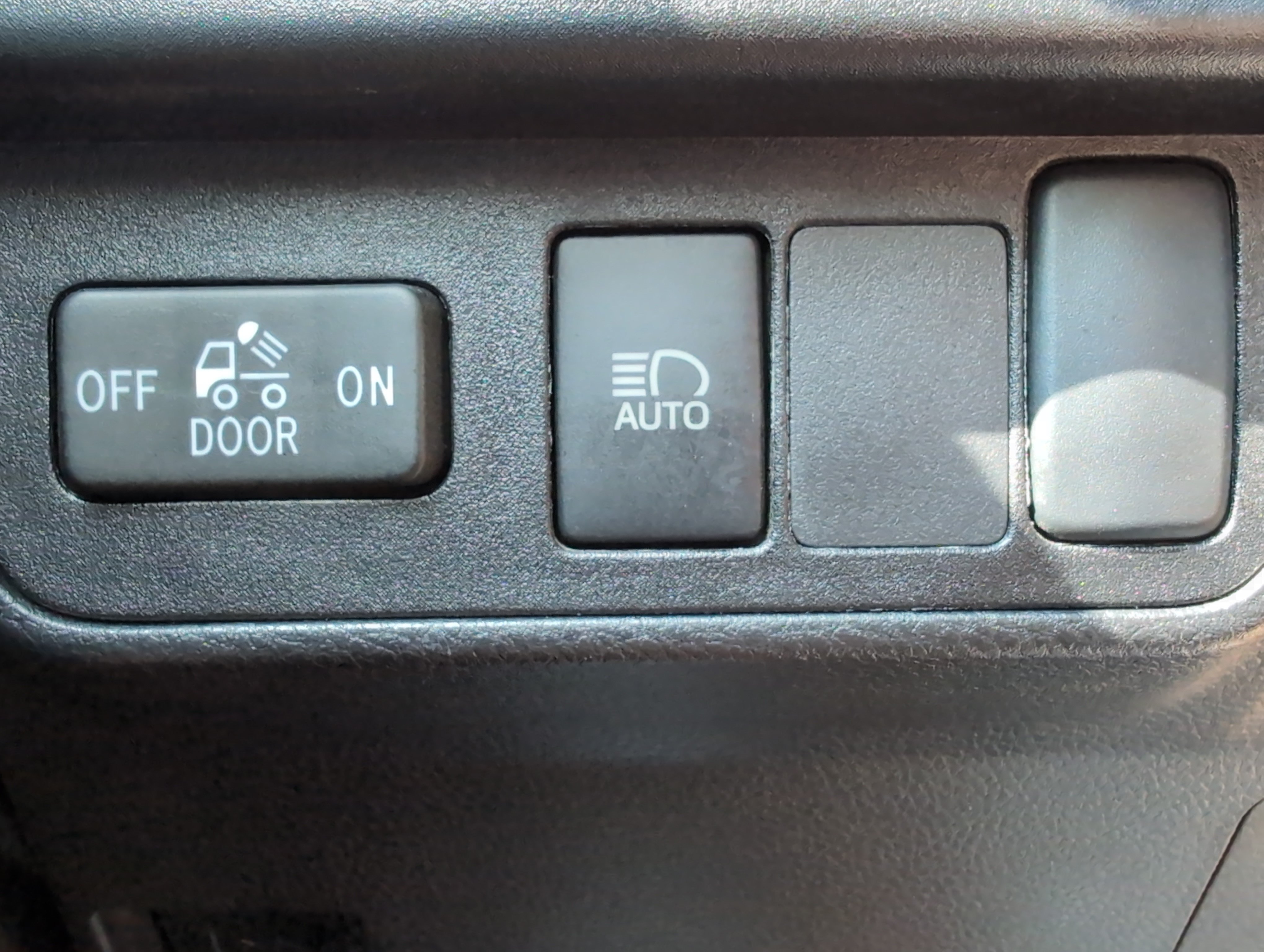 Used 2023 Toyota Tacoma SR5 AWD/4WD image 36