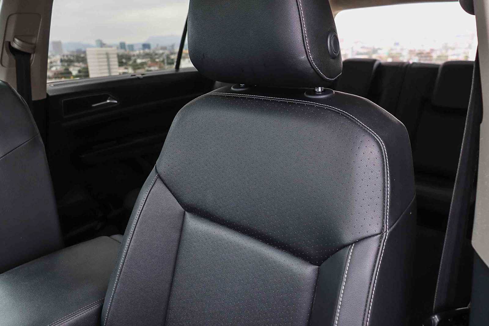 Used 2019 Volkswagen Atlas SE w/ Panoramic Sunroof Package AWD/4WD image 29