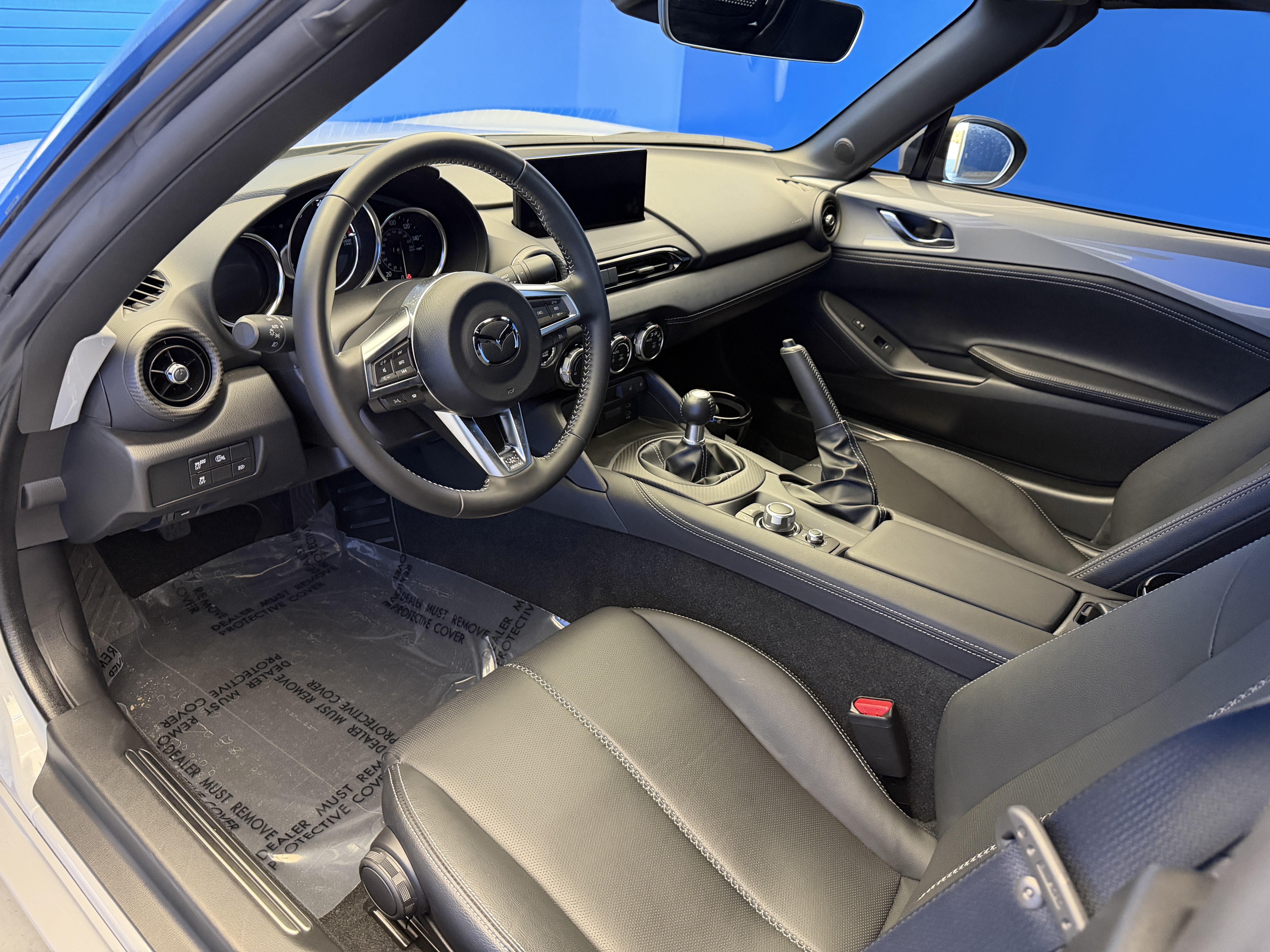 Used 2025 MAZDA MX-5 Miata Grand Touring w/ Weather Package RWD image 11