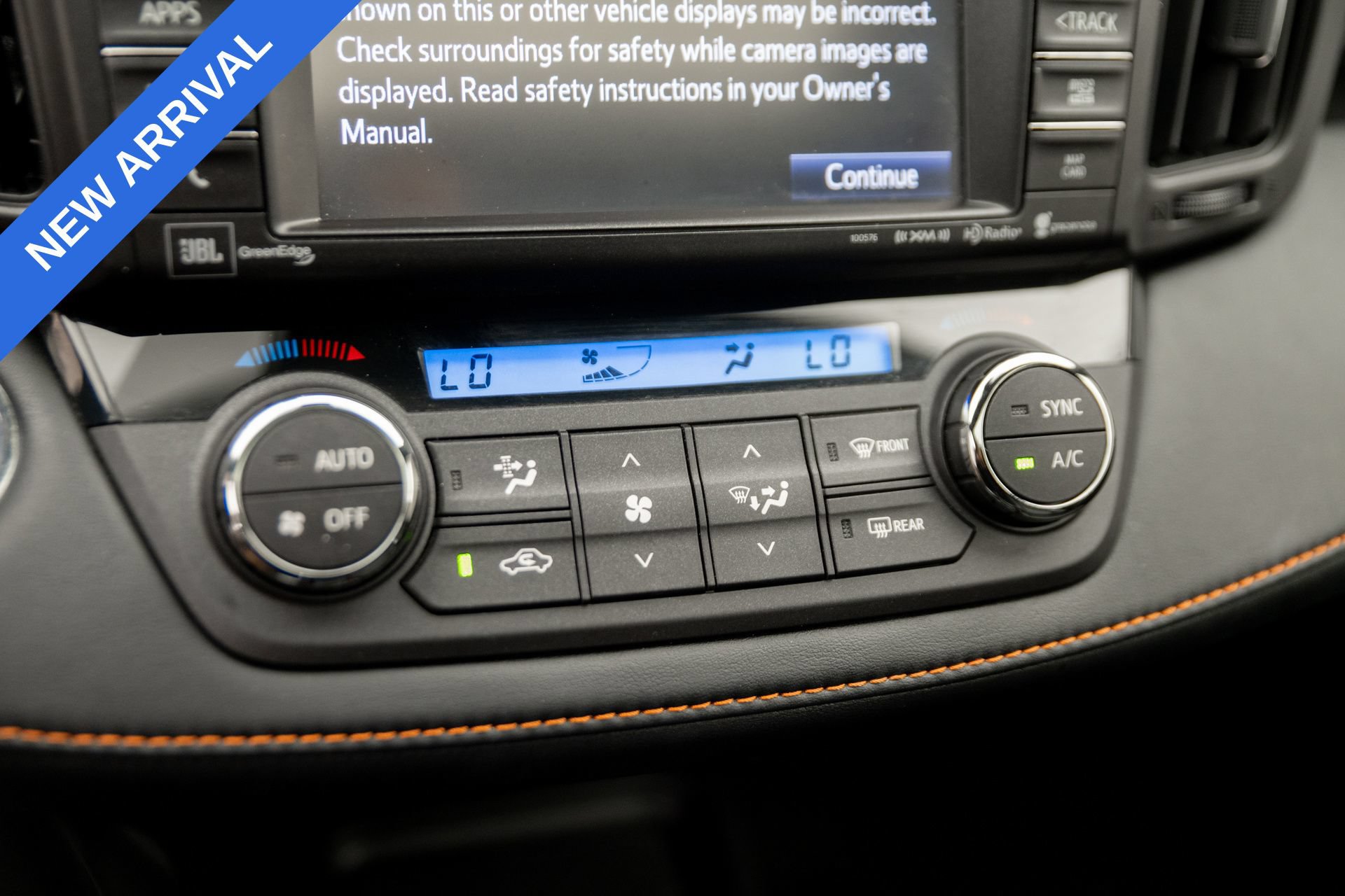 Used 2017 Toyota RAV4 SE w/ Advanced Technology Package AWD/4WD image 18